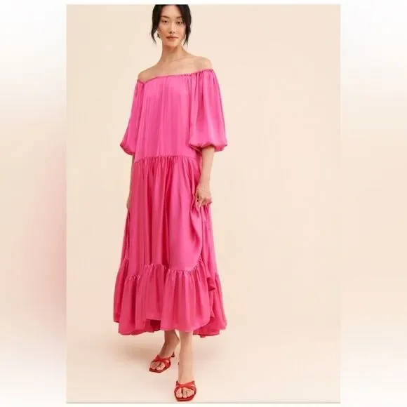 Bettina Maxi Dress
Erika Pena for Anthropologie Penmark on the left sleeve - Picture 3 of 9